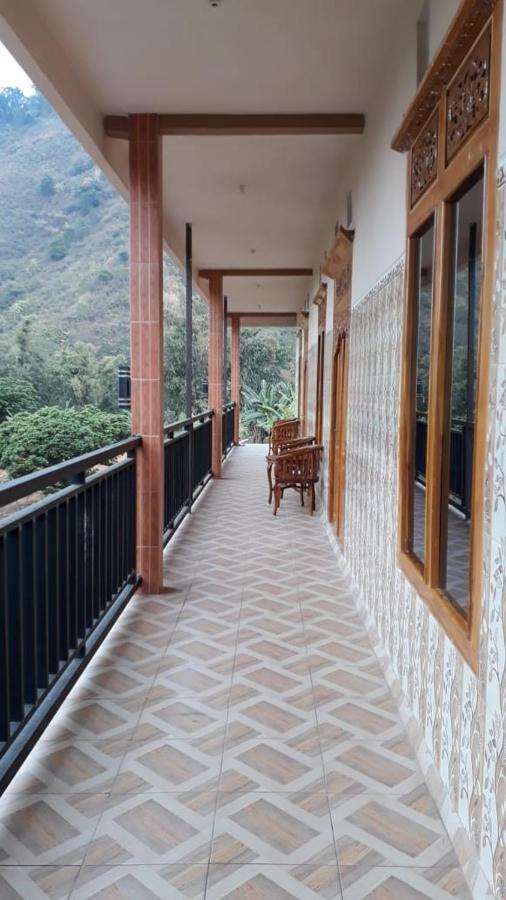 Hotel Nur Cahaya - Syariah Probolinggo Εξωτερικό φωτογραφία
