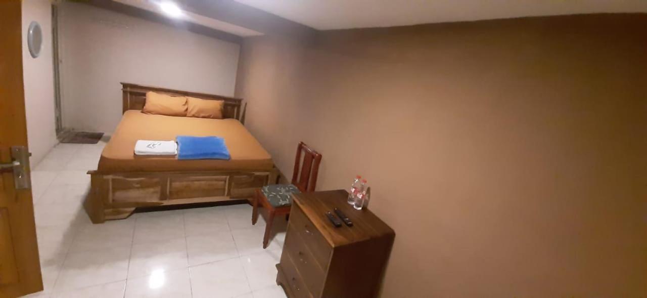 Hotel Nur Cahaya - Syariah Probolinggo Εξωτερικό φωτογραφία