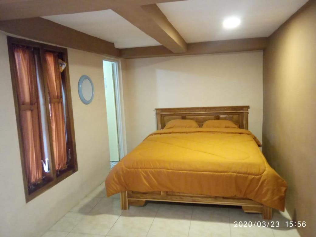 Hotel Nur Cahaya - Syariah Probolinggo Εξωτερικό φωτογραφία